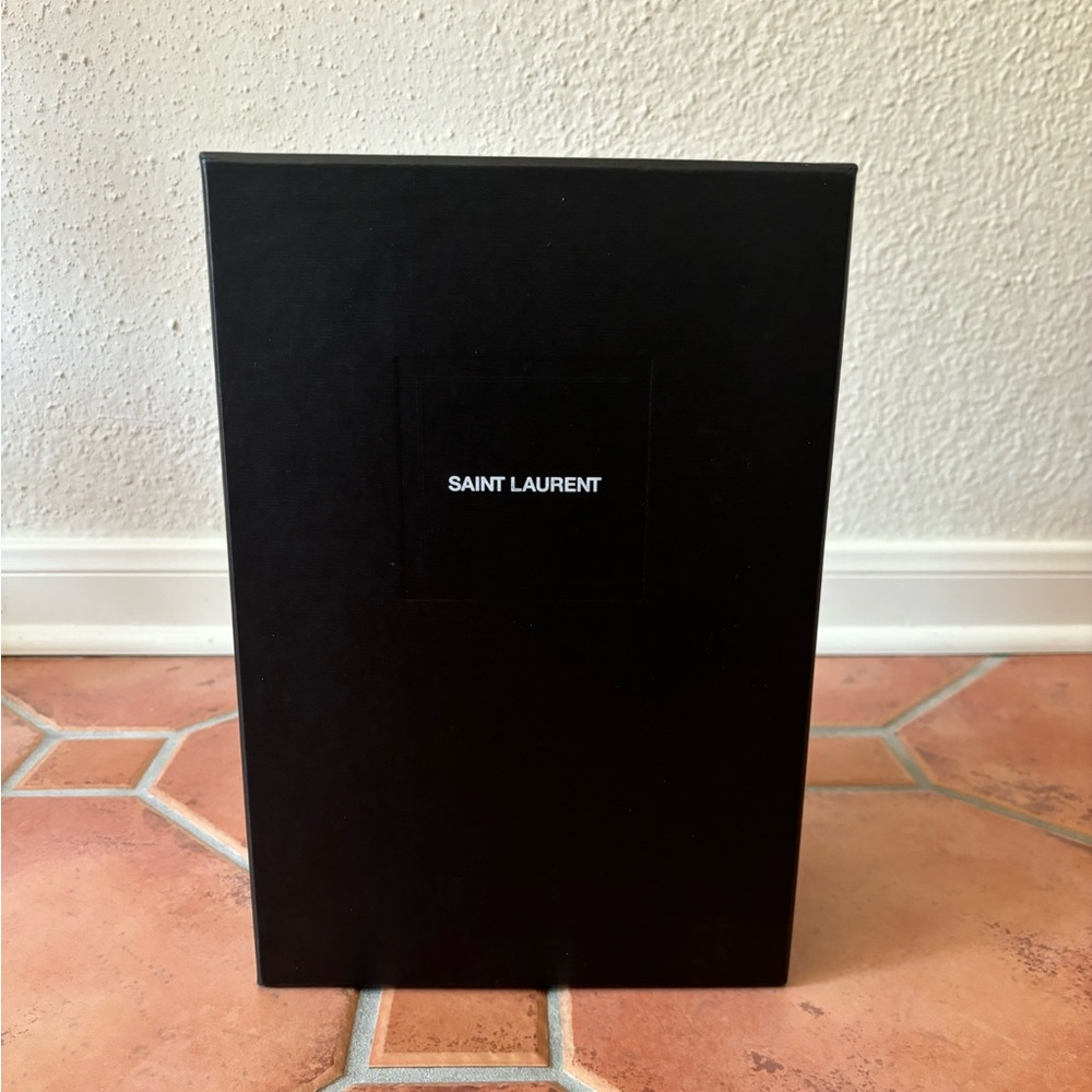 Saint Laurent shoebox!